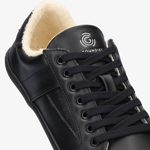 Groundies Melbourne Vegan barefoot shoes, size 9, Black - Picture 2 of 6